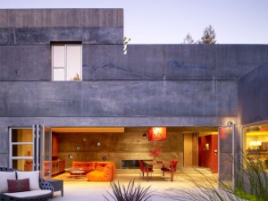Exterior View of House 6 in Menlo Park, CA at Dusk - Project by Fu-Tung Cheng | Concrete Exchange