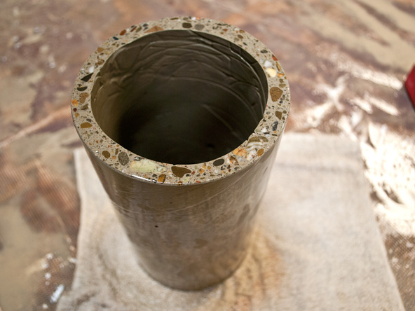Step 8.2, Polish the Top - Cylindrical Planter | CHENG Concrete Exchange