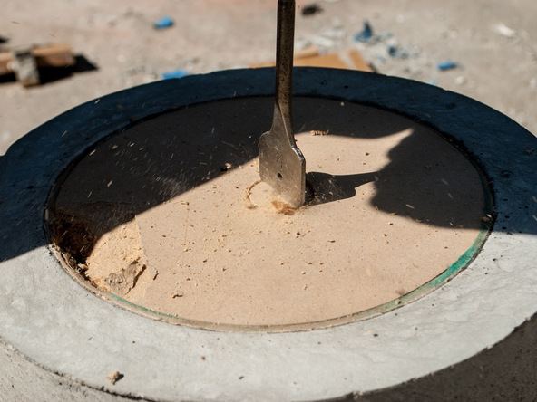 Step 12.1, Remove the Disc and Knockout - 5-Gallon Bucket Storage Stool Pro-Formula | CHENG Concrete Exchange