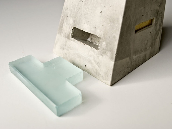Step 10.2, Glass Ledge - iPad Easel | CHENG Concrete Exchange
