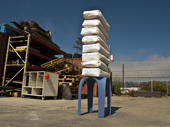 Finished Bent Concrete Side Table | CHENG Concrete Exchange