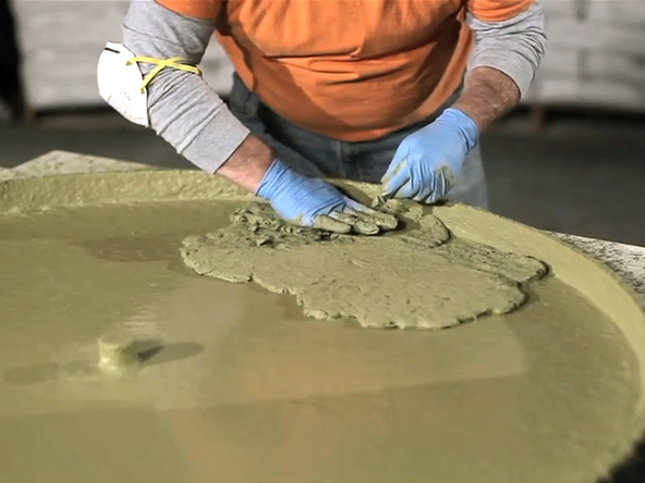 Tabletop Casting Step 1.2 - Round Tabletop and Base | CHENG Concrete Exchange