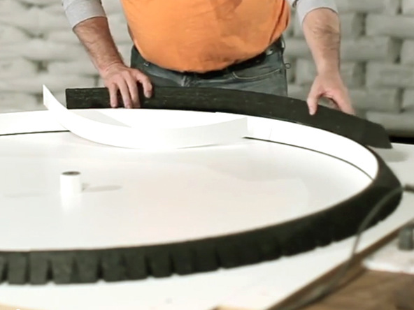 Round Concrete Tabletop and Base - Tabletop Forming | CHENG Concrete Exchange