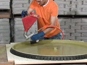 Tabletop Spraying Step 2 - Round Tabletop and Base | CHENG Concrete Exchange