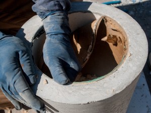 Step 12.3, Remove the Disc and Knockout - 5-Gallon Bucket Storage Stool Pro-Formula | CHENG Concrete Exchange
