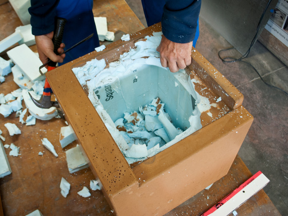 Demolding Step 1.3 - Park Avenue Bench and Planter | CHENG Concrete Exchange