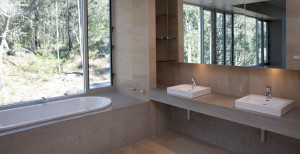 Bathroom Concrete Countertop and Tub Surround by Phil Markham | CHENG Concrete Exchange