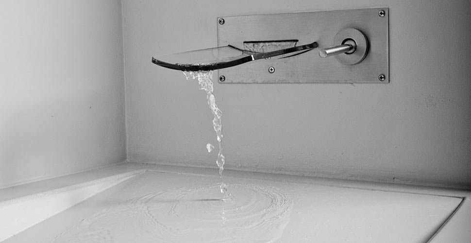 White Glass Fiber Reinforced Concrete Ramp Sink by Brian Sieffert | Concrete Exchange