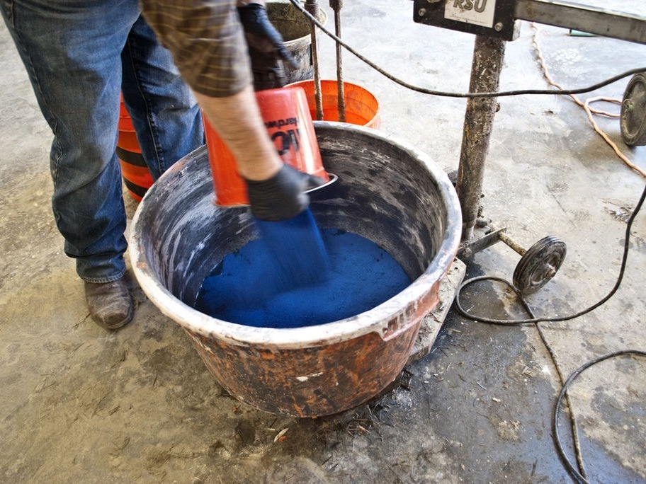 Mixing Glass Fiber Reinforced Concrete - Step 2 | CHENG Concrete Exchange