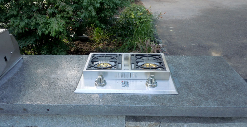 Outdoor Concrete Kitchen by Bruce Sullivan | Concrete Exchange