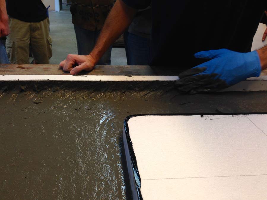 Brushing DFRC Concrete Mix up Side Walls | CHENG Concrete Exchange
