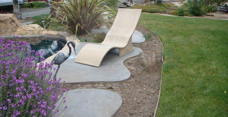 GFRC Concrete Lawn Chair by Decking Around | CHENG Concrete Exchange